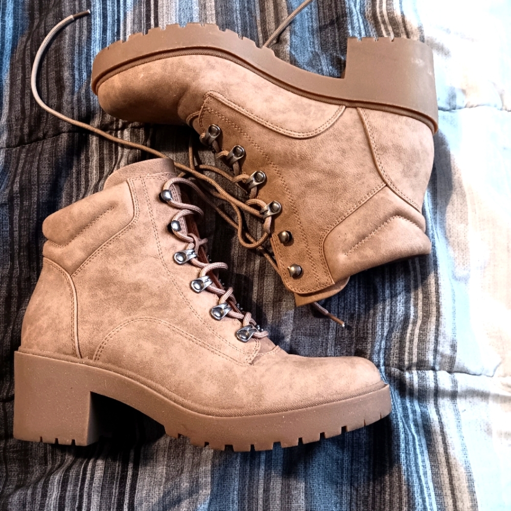 Indigo Rd. - Picture 2 of 3